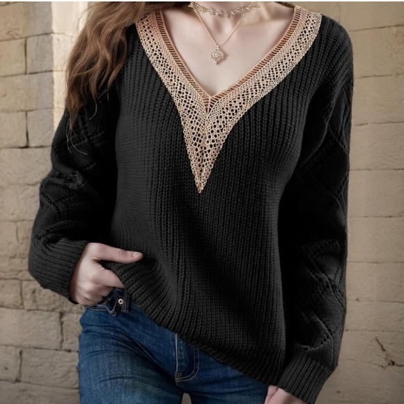 Sweaters - Elegant Black Sweater with Lace Detail